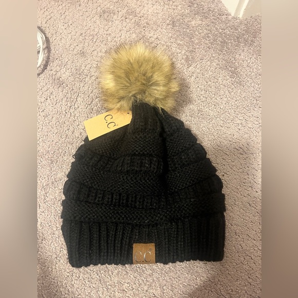 2 CC Beanies + 1 Headband bundle - Picture 8 of 10